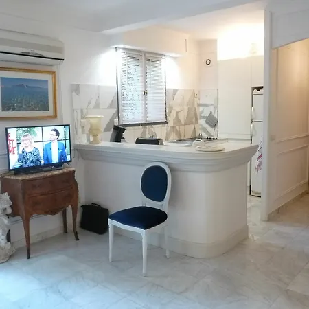 One Bed With A Garden Terrace In A Quiet Area Of Walking Distance To The Croisette 1911 *